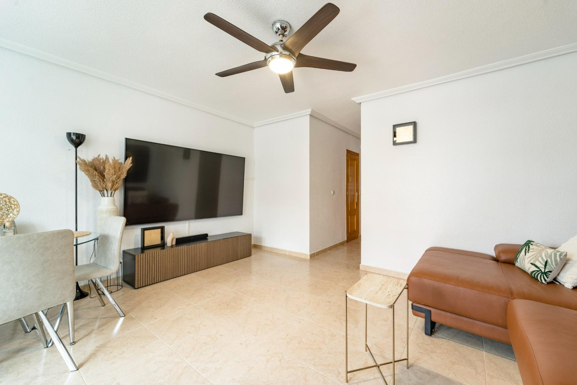Reventa - Duplex -
Torrevieja - Playa De Los Naufragos