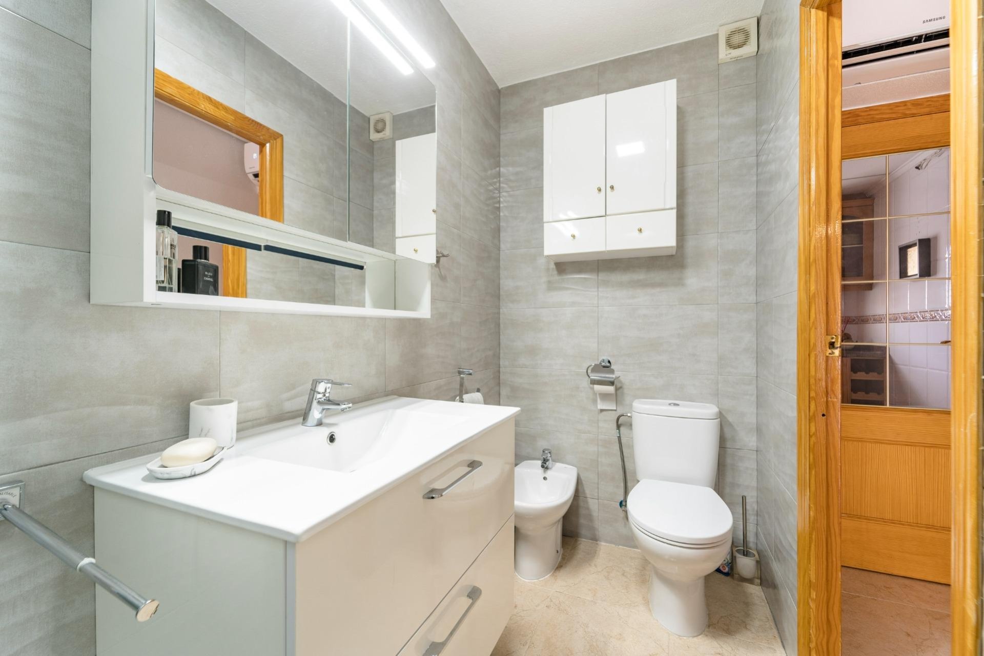 Reventa - Duplex -
Torrevieja - Playa De Los Naufragos