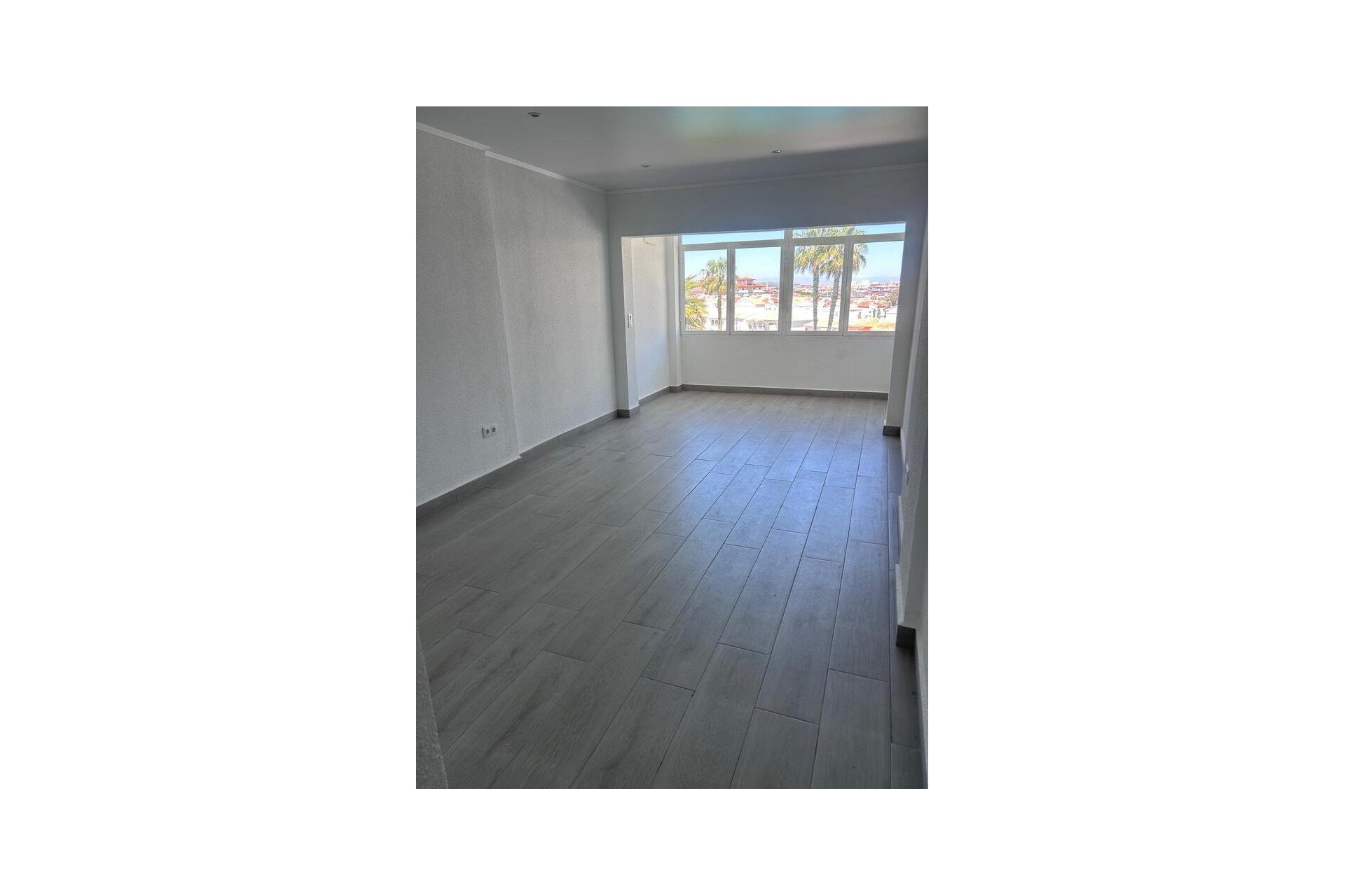 Reventa - Duplex -
Torrevieja - Torreblanca