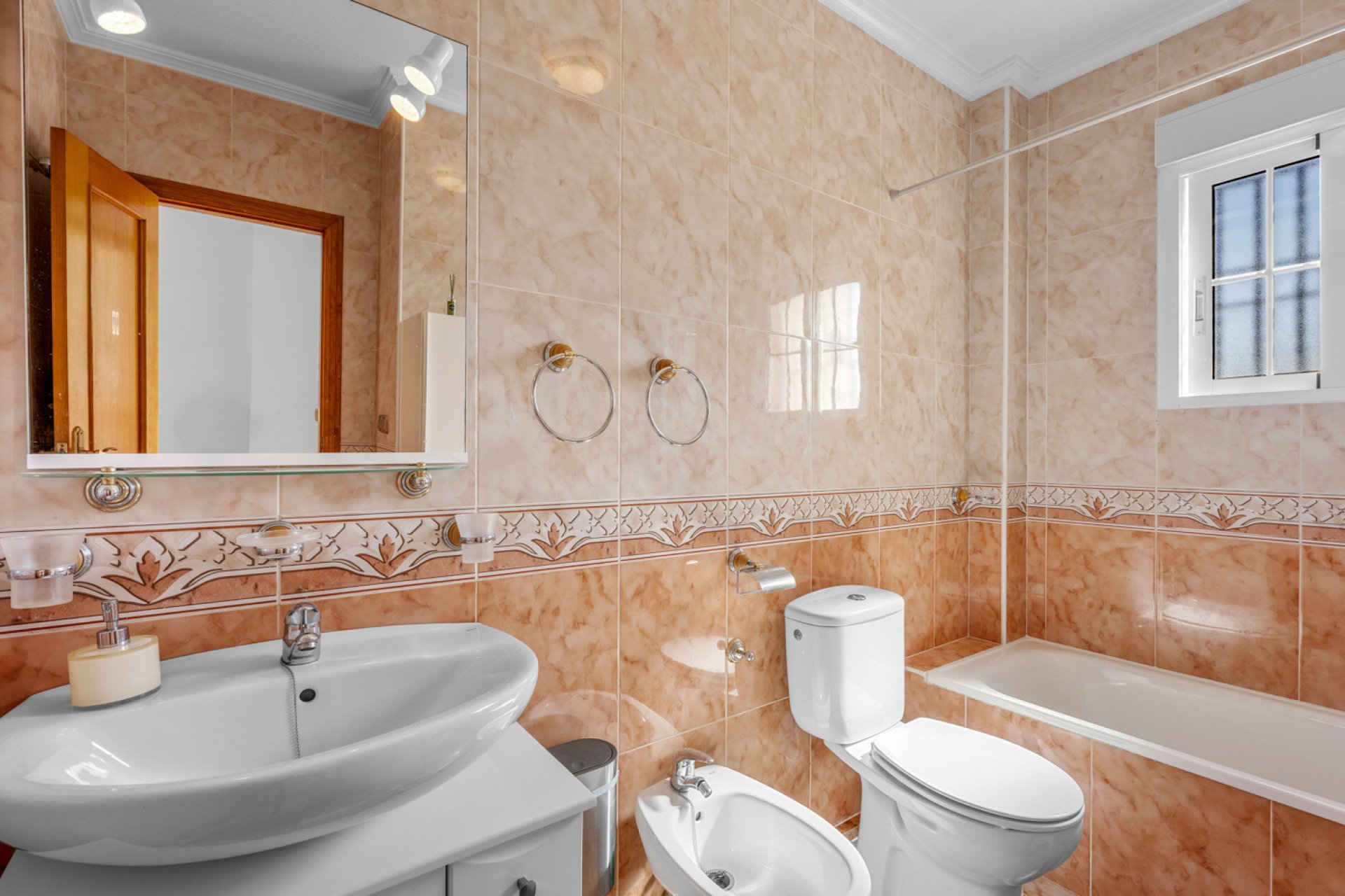 Reventa - Quad House -
Cabo Roig - Costa Blanca