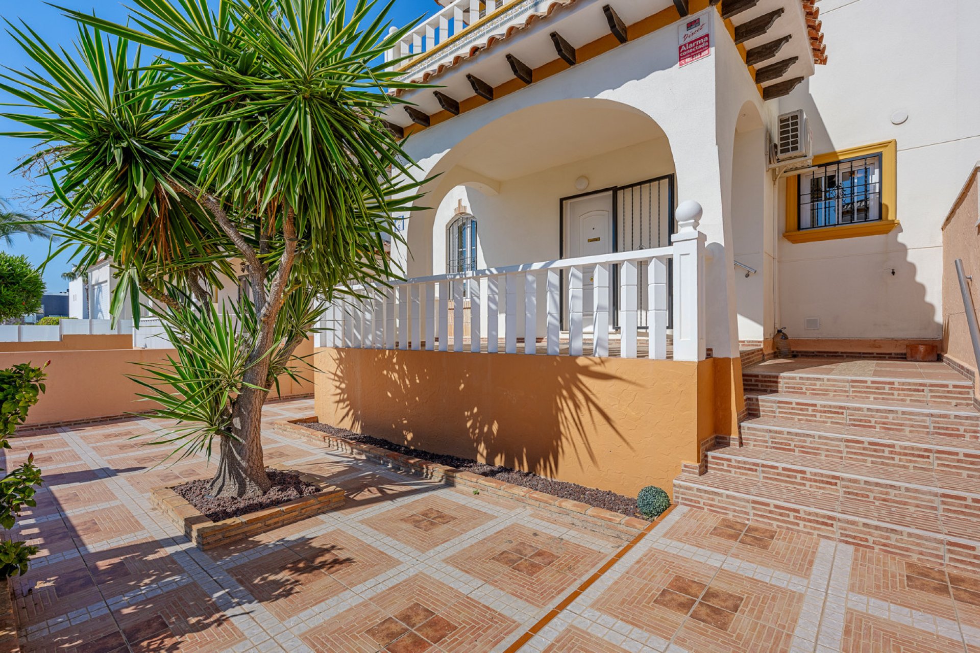 Reventa - Quad House -
Cabo Roig - Costa Blanca