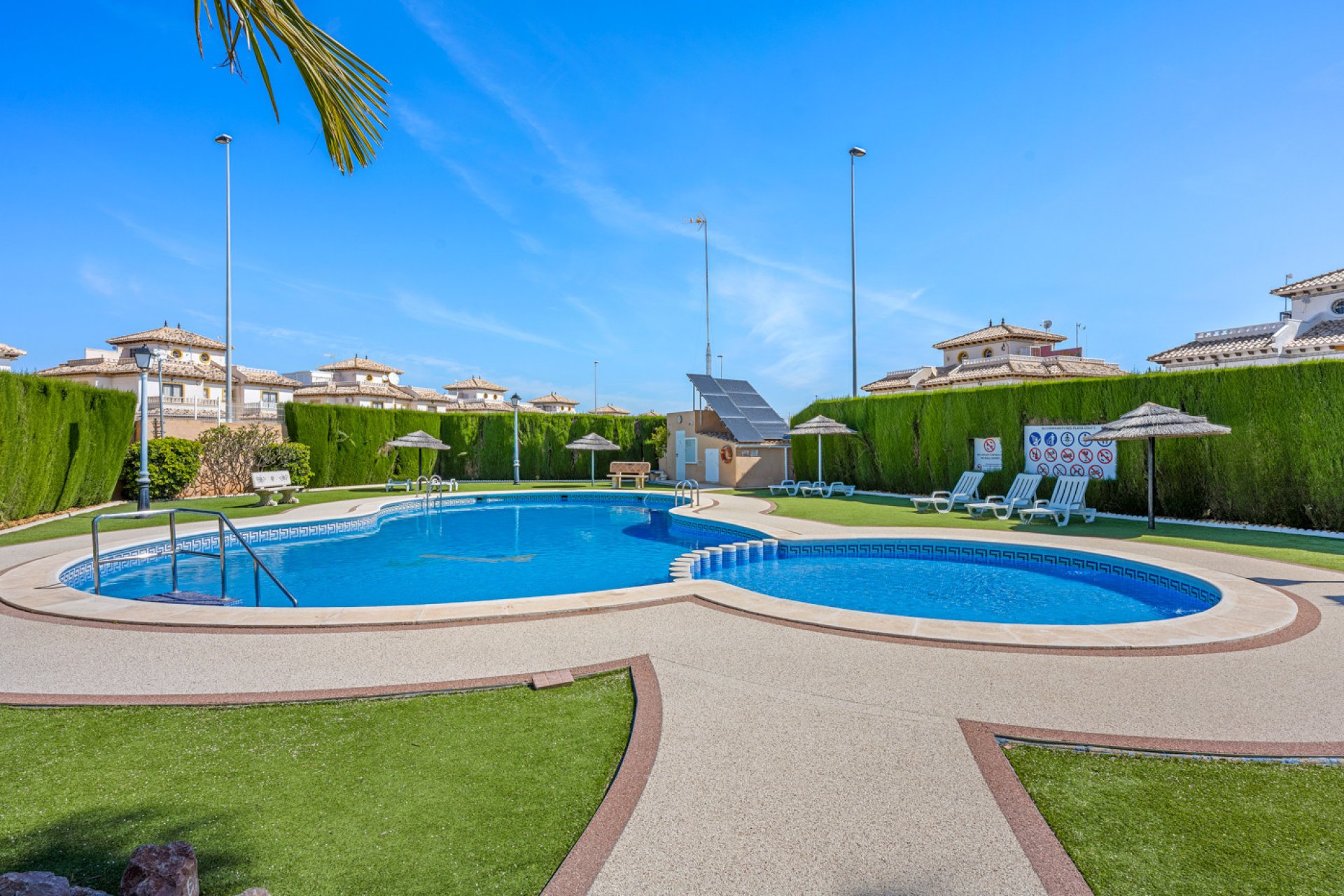 Reventa - Quad House -
Cabo Roig - Costa Blanca