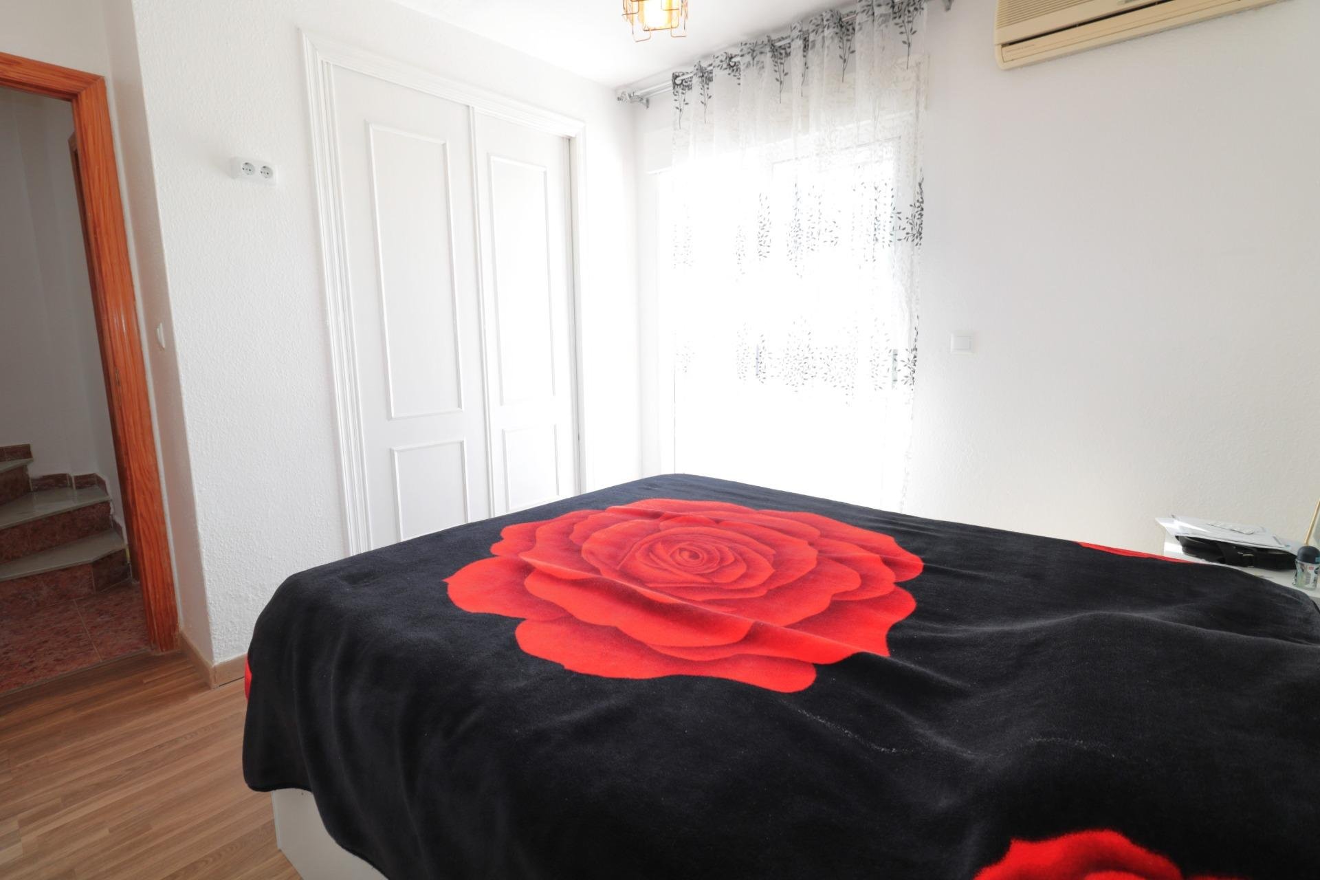 Reventa - Quad House -
Torrevieja - Carrefour