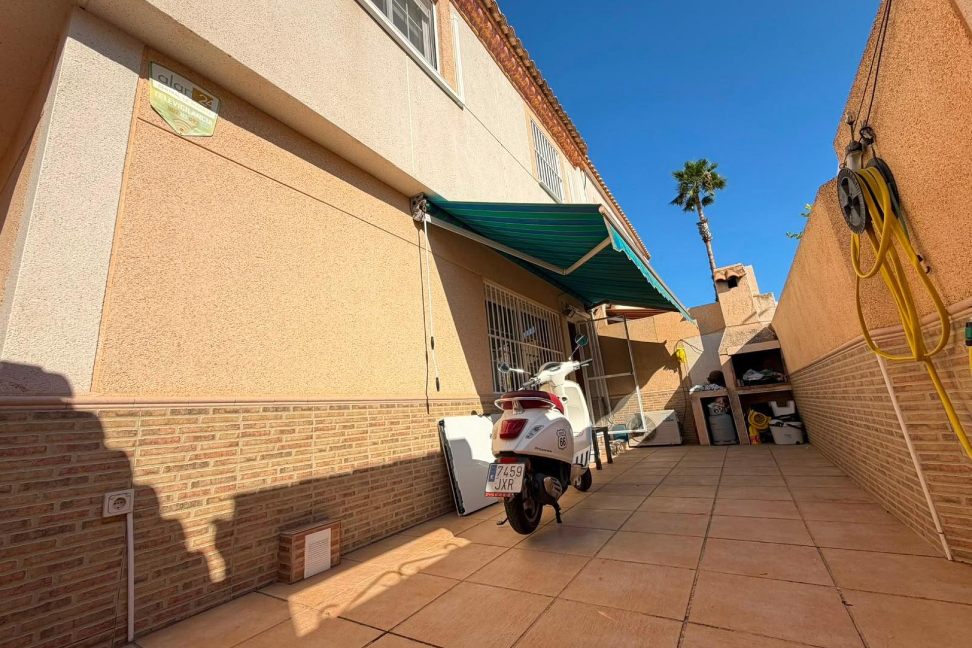 Reventa - Quad House -
Torrevieja - Carrefour