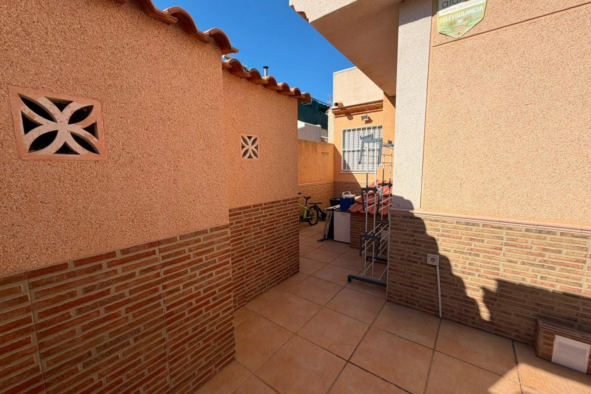 Reventa - Quad House -
Torrevieja - Carrefour