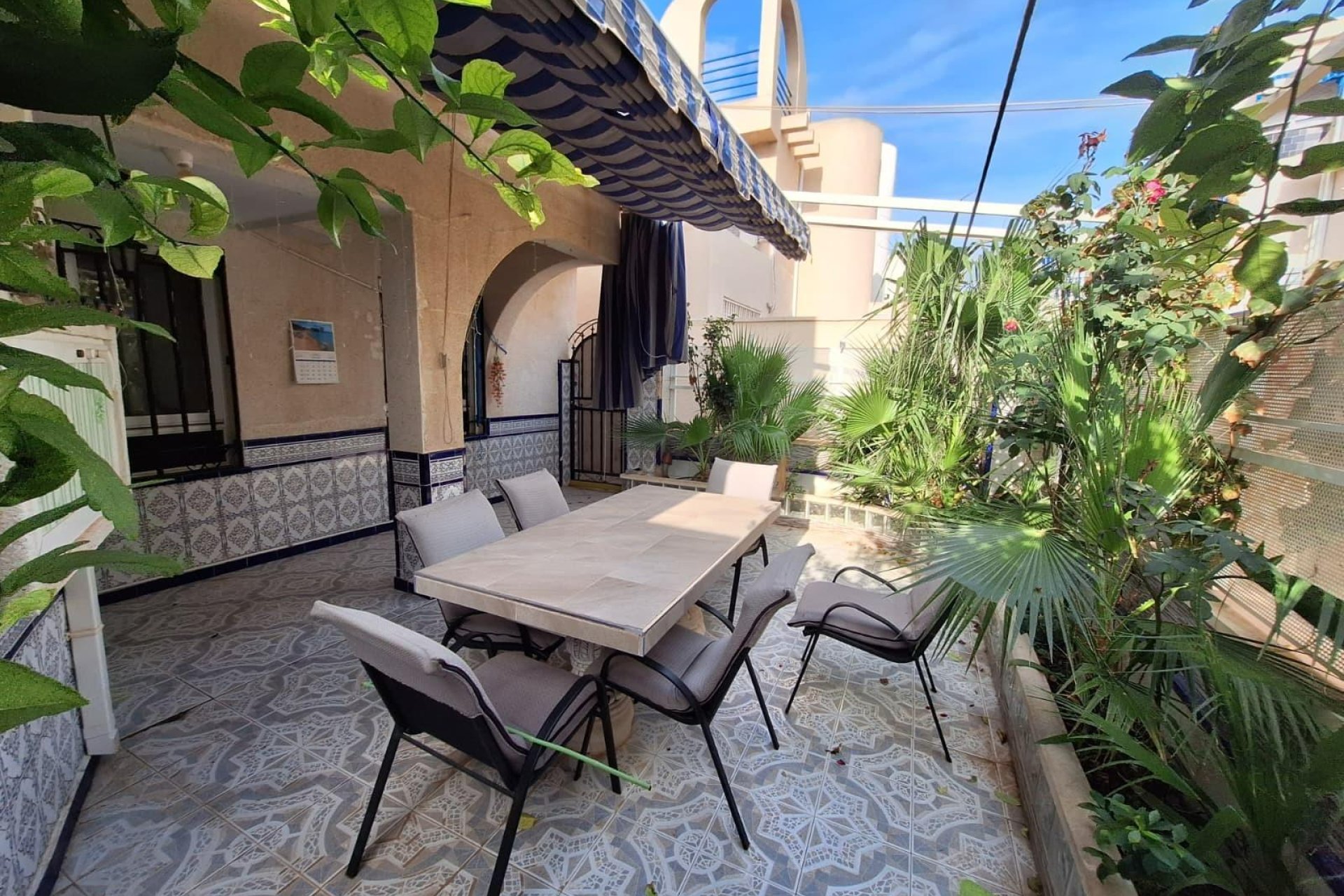 Reventa - Quad House -
Torrevieja - Carrefour