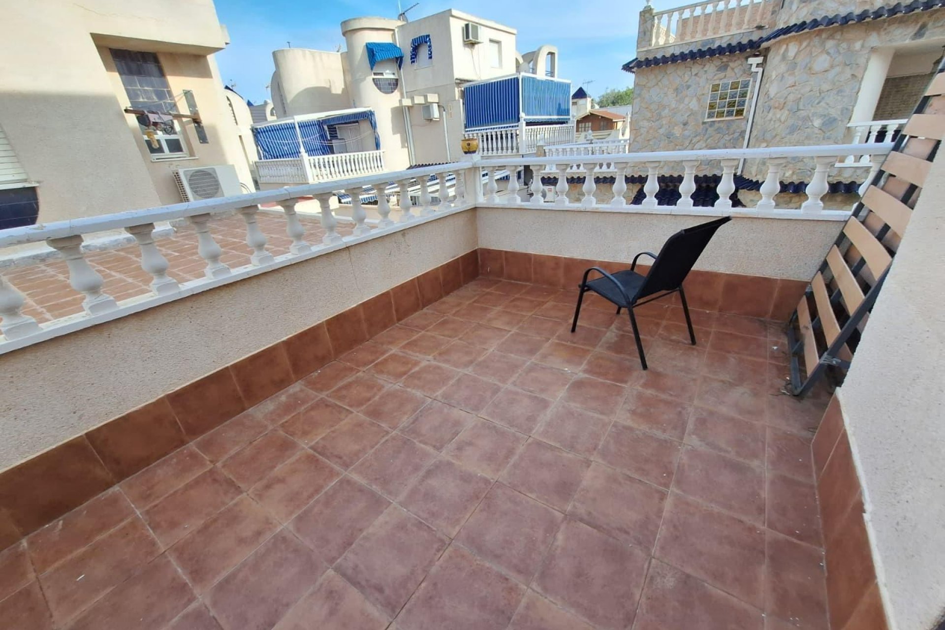 Reventa - Quad House -
Torrevieja - Carrefour