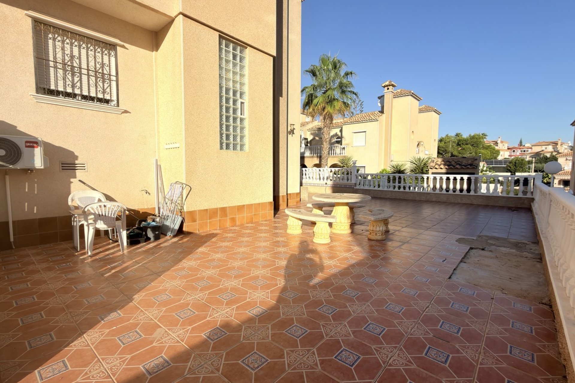 Reventa - Semi Detached -
El Galan - Inland