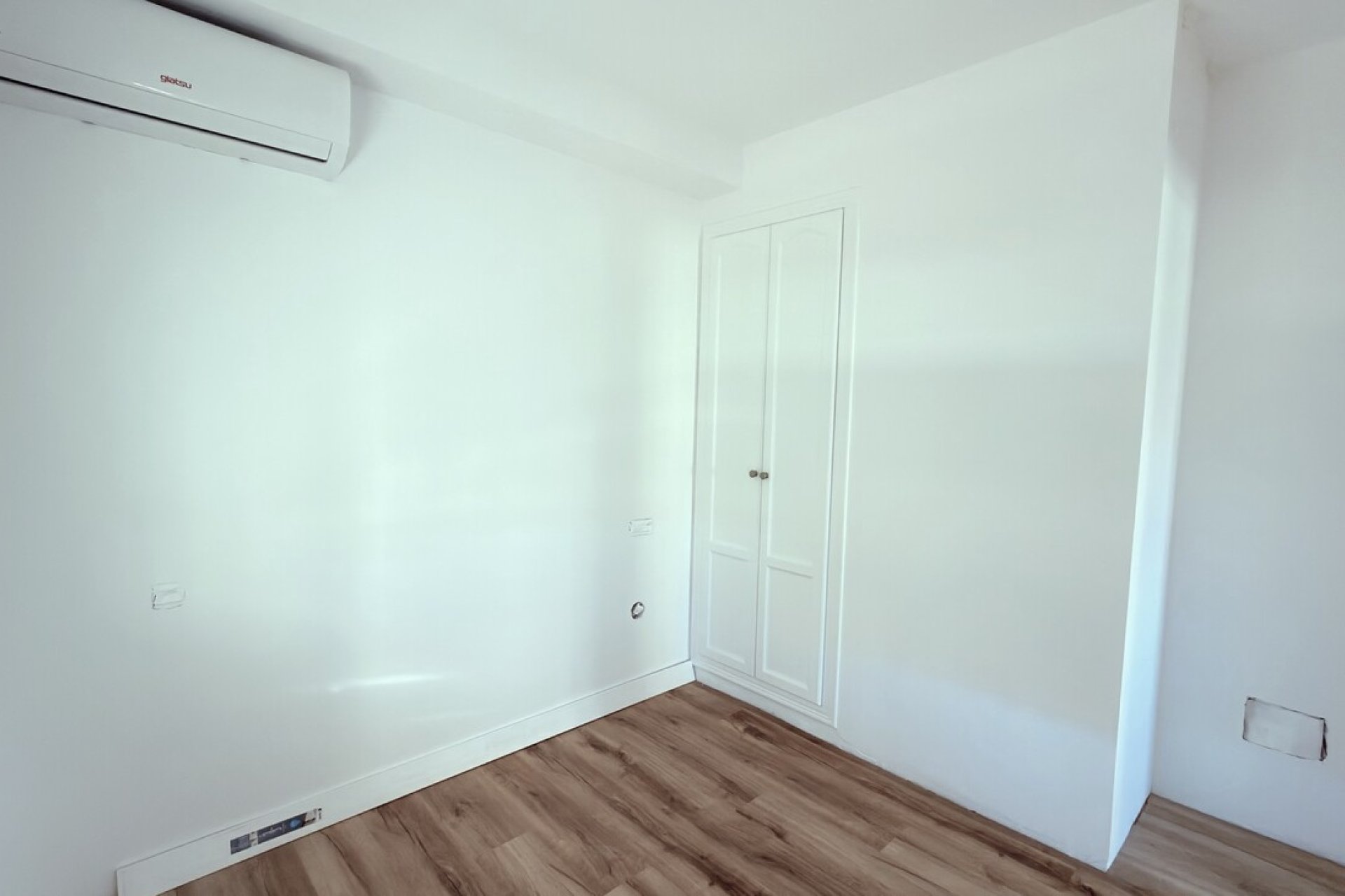 Reventa - Semi Detached -
El Galan - Inland