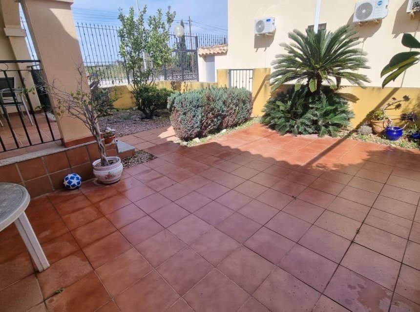 Reventa - Semi Detached -
Guardamar del Segura - Urbanizaciones