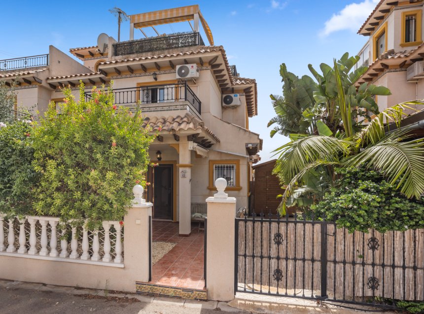 Reventa - Semi Detached -
Lomas de Caboroig