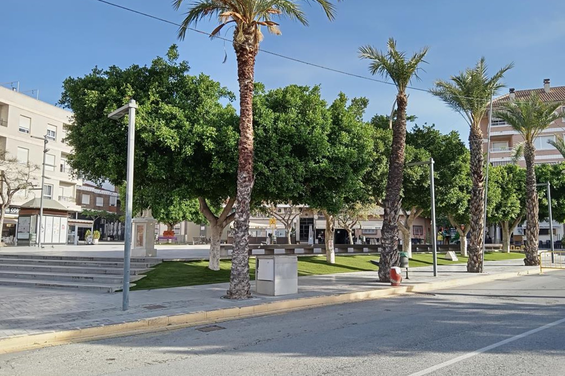 Reventa - Semi Detached -
Los Montesinos - PUEBLO CENTRO