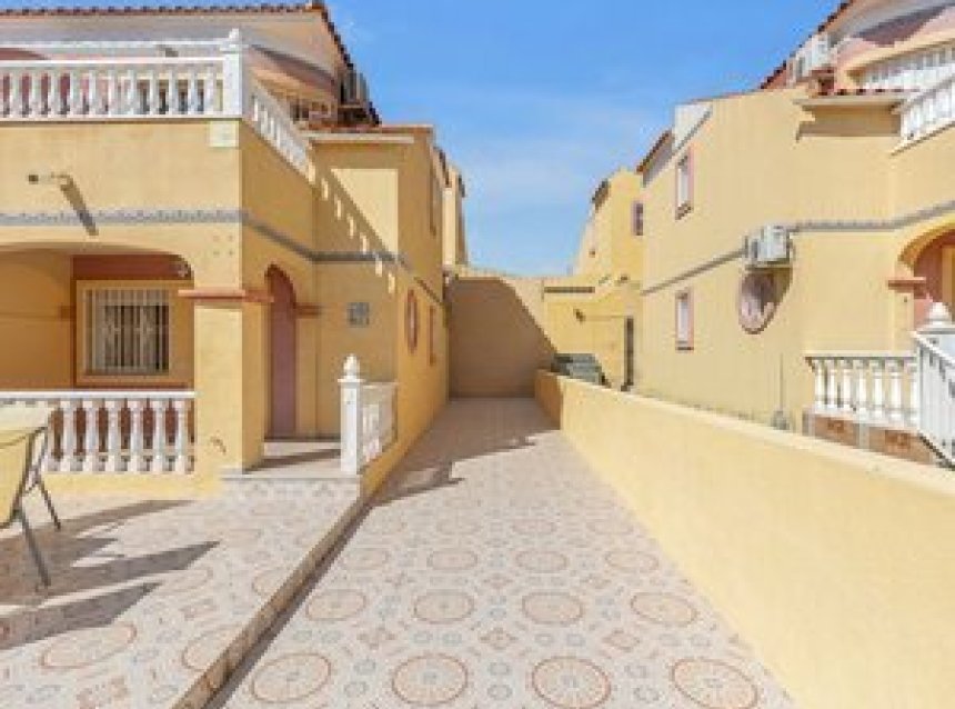 Reventa - Semi Detached -
Orihuela Costa