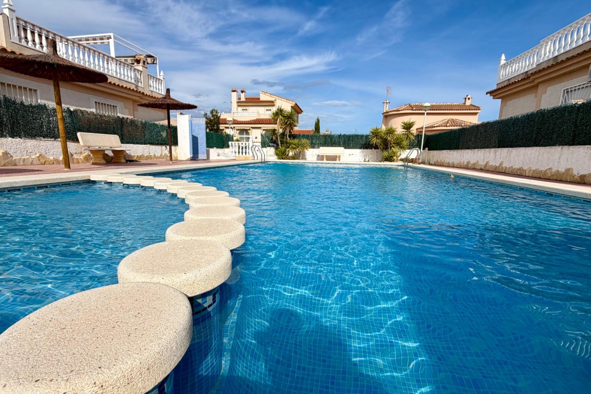 Reventa - Semi Detached -
Rojales - Pueblo