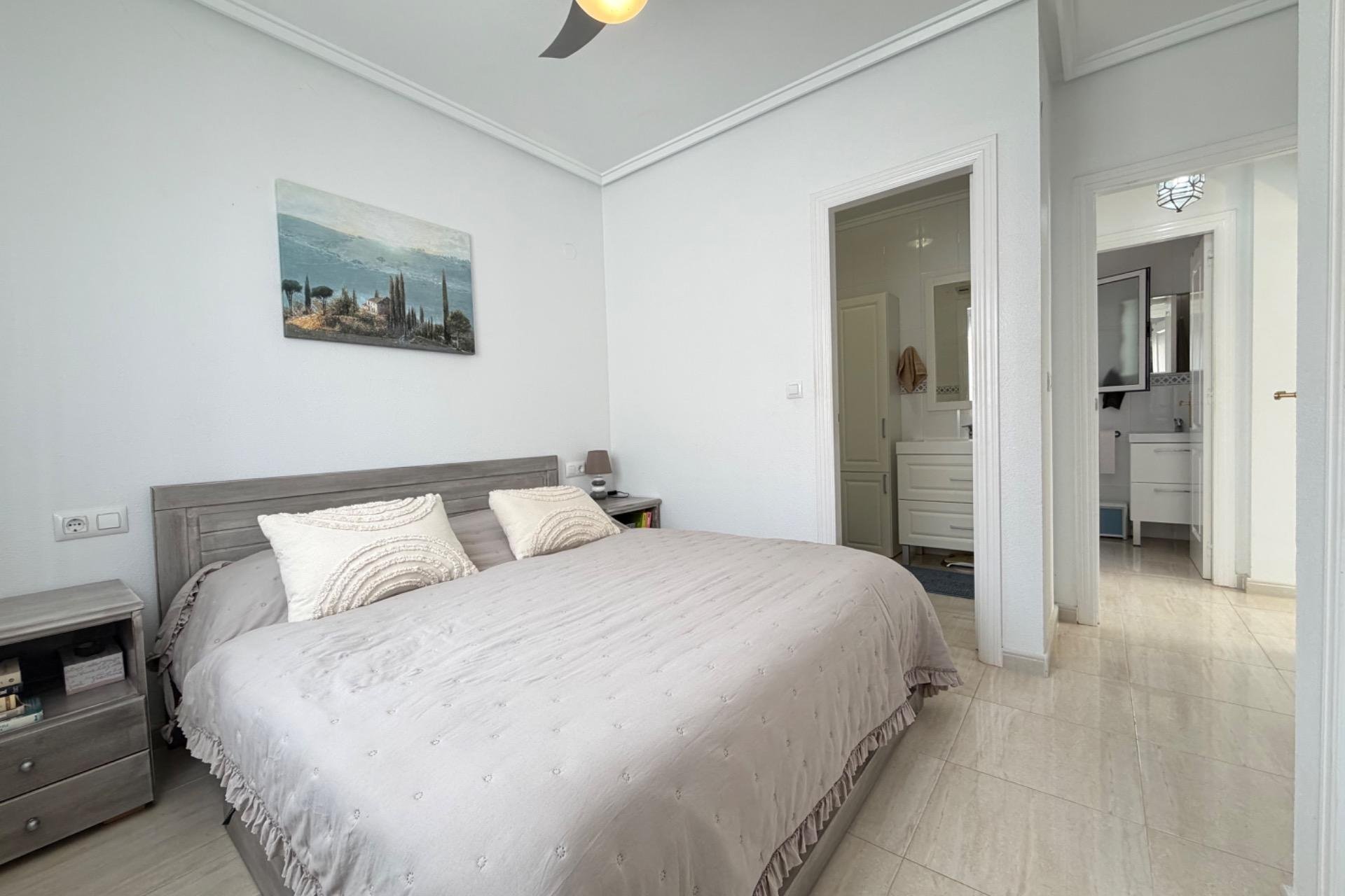 Reventa - Semi Detached -
Rojales - Pueblo