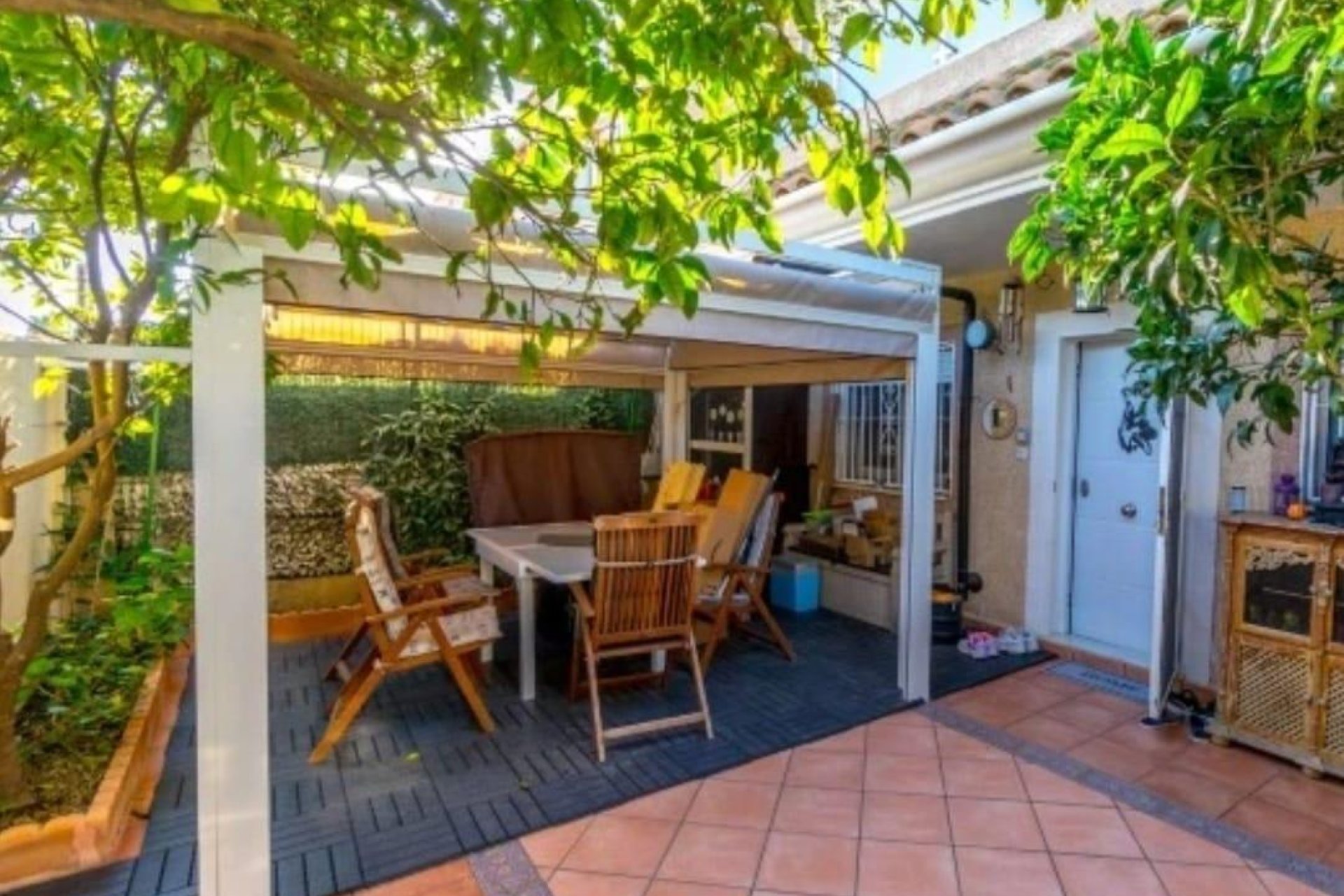 Reventa - Semi Detached -
Torrevieja - Aguas Nuevas