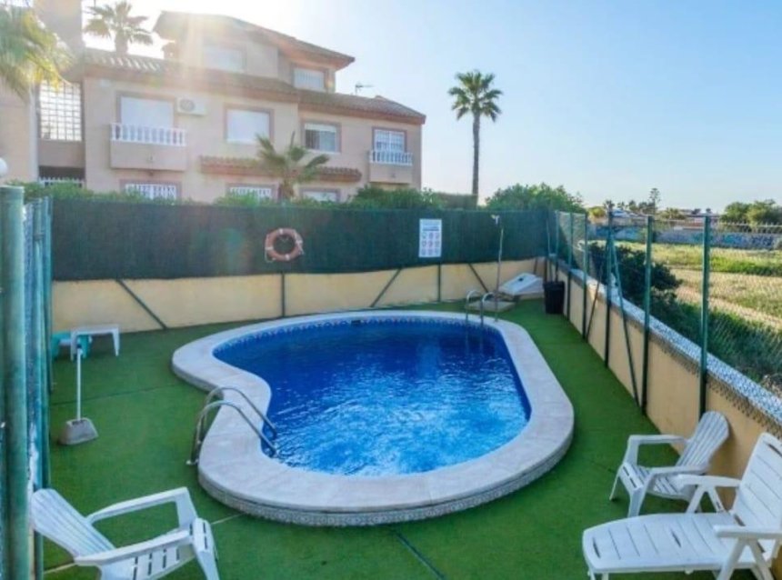 Reventa - Semi Detached -
Torrevieja - Aguas Nuevas