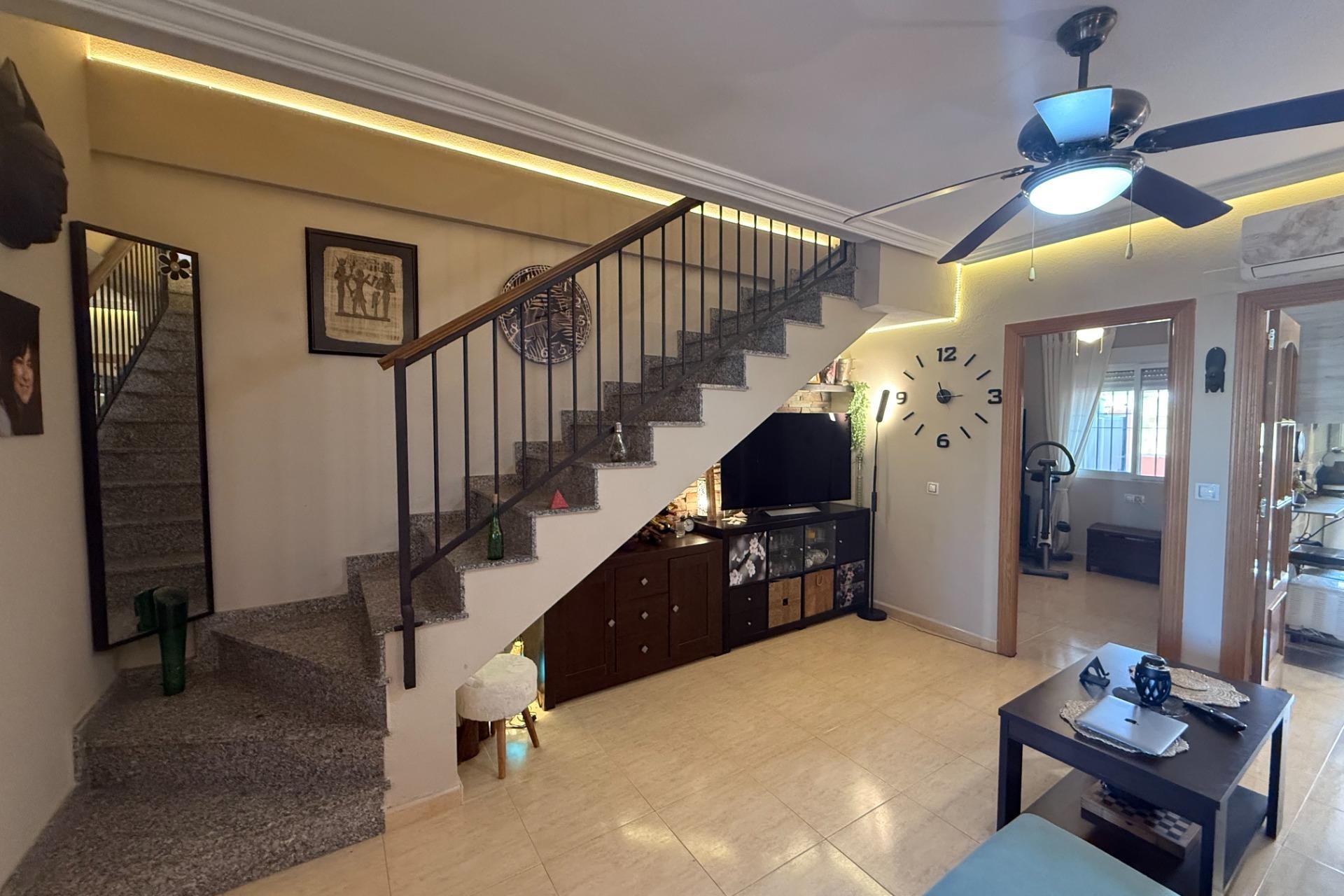 Reventa - Semi Detached -
Torrevieja - El Limonar