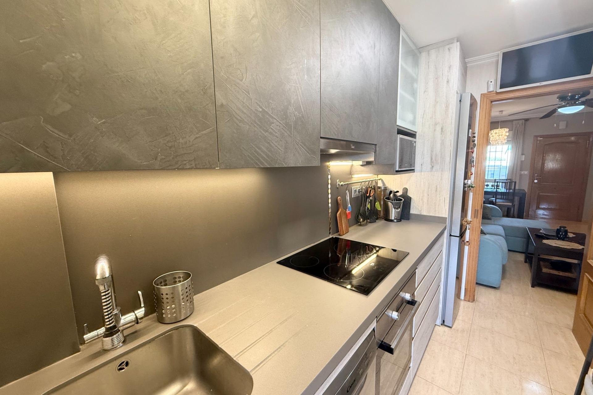 Reventa - Semi Detached -
Torrevieja - El Limonar