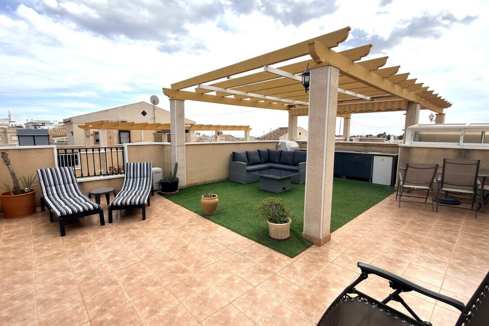 Reventa - Semi Detached -
Villamartin - Costa Blanca