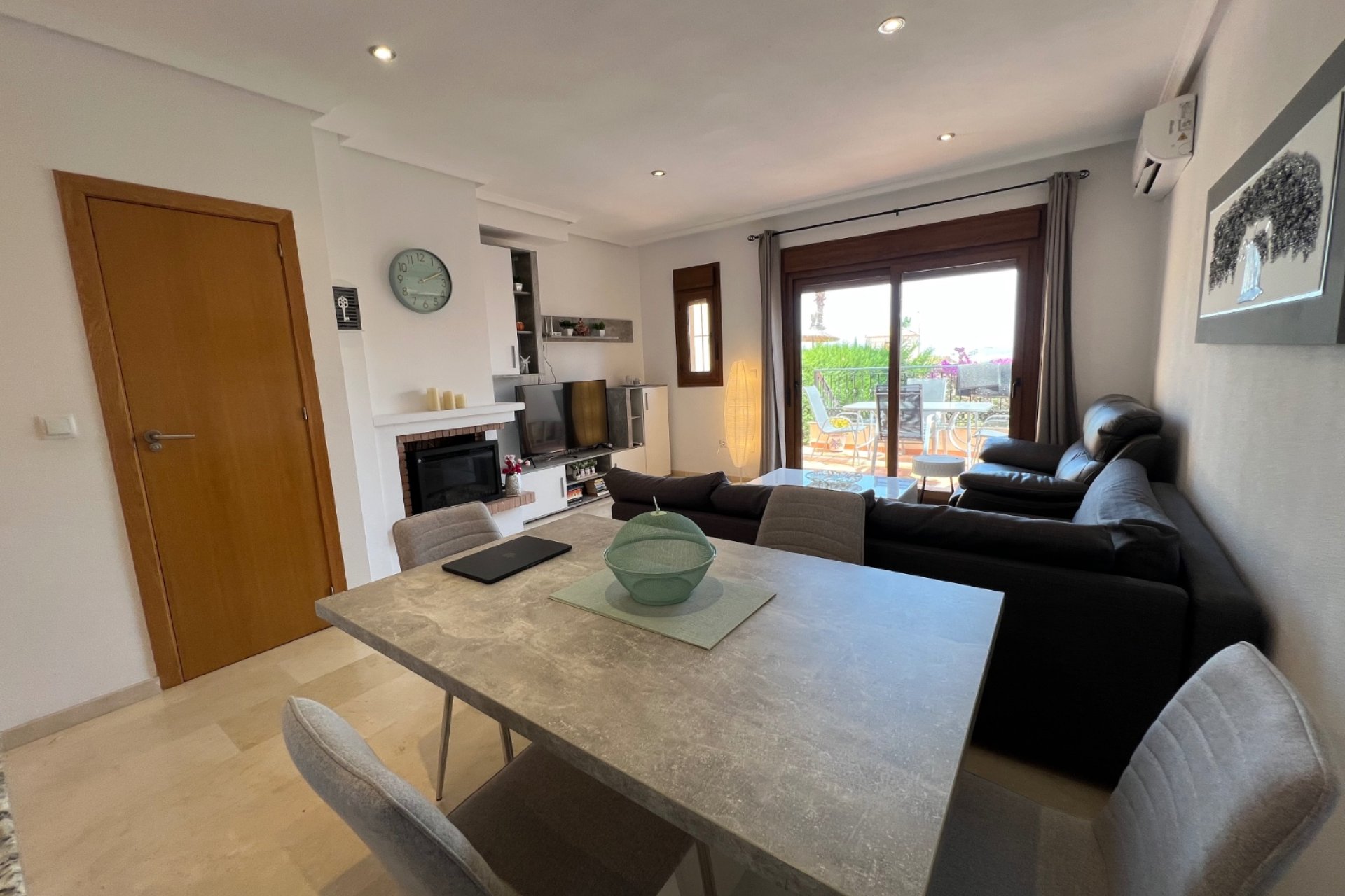 Reventa - Town House -
Algorfa - Inland