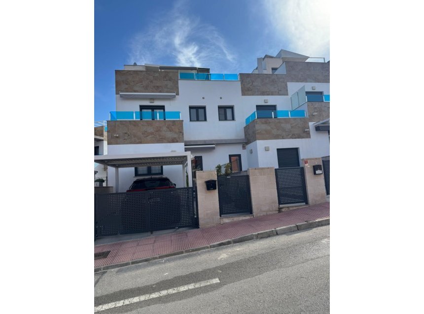 Reventa - Town House -
Bigastro - Comunidad Valenciana