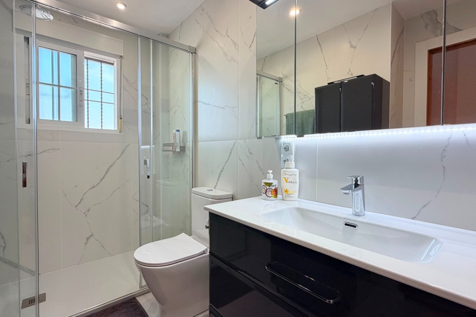 Reventa - Town House -
Cabo Roig - Costa Blanca