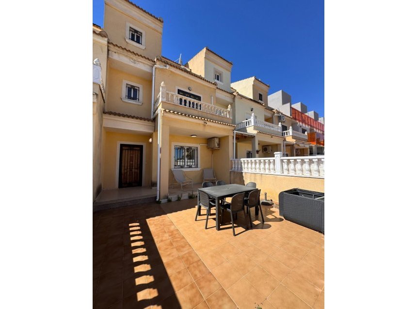 Reventa - Town House -
Campoamor - Costa Blanca
