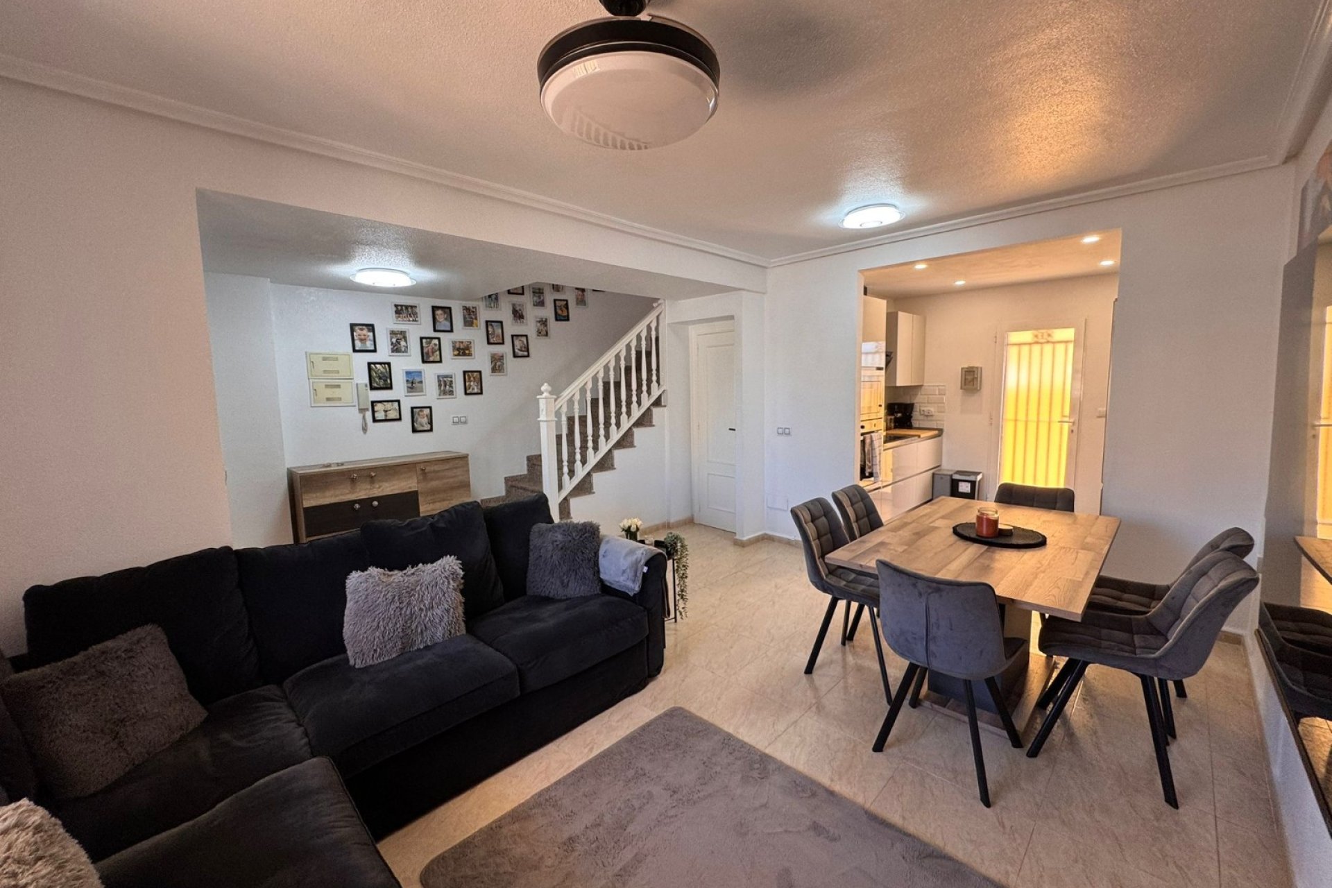 Reventa - Town House -
Campoamor - Costa Blanca