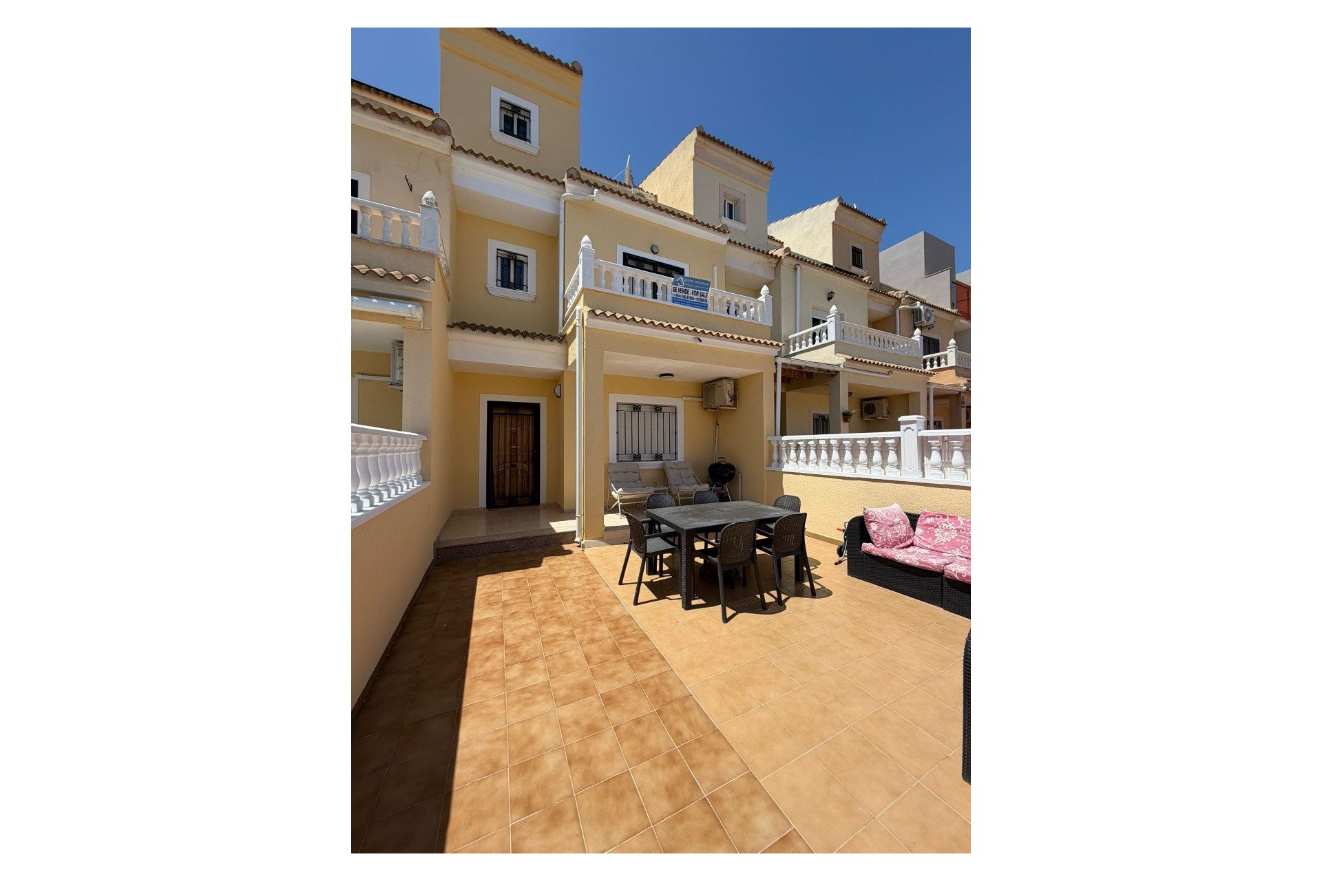 Reventa - Town House -
Campoamor - Costa Blanca