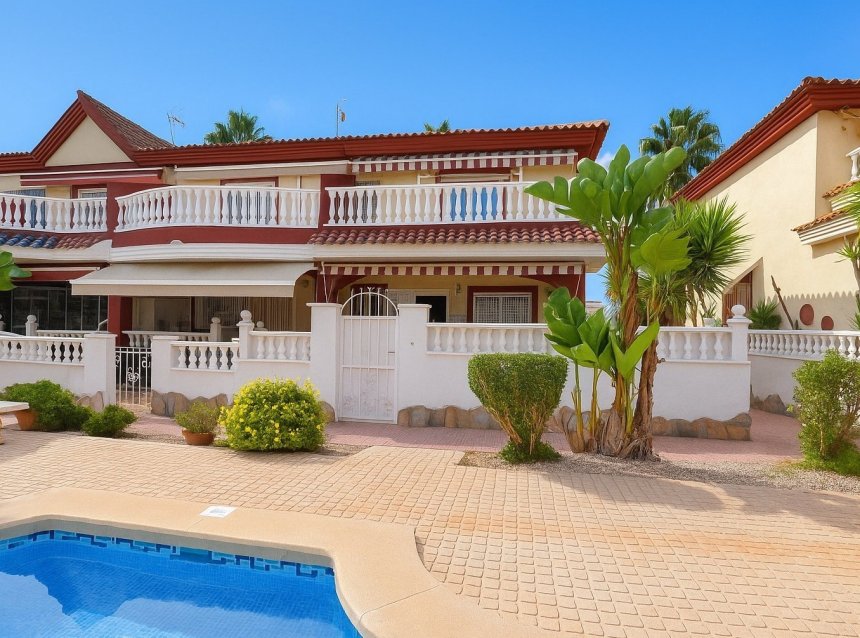 Reventa - Town House -
Ciudad Quesada - Costa Blanca