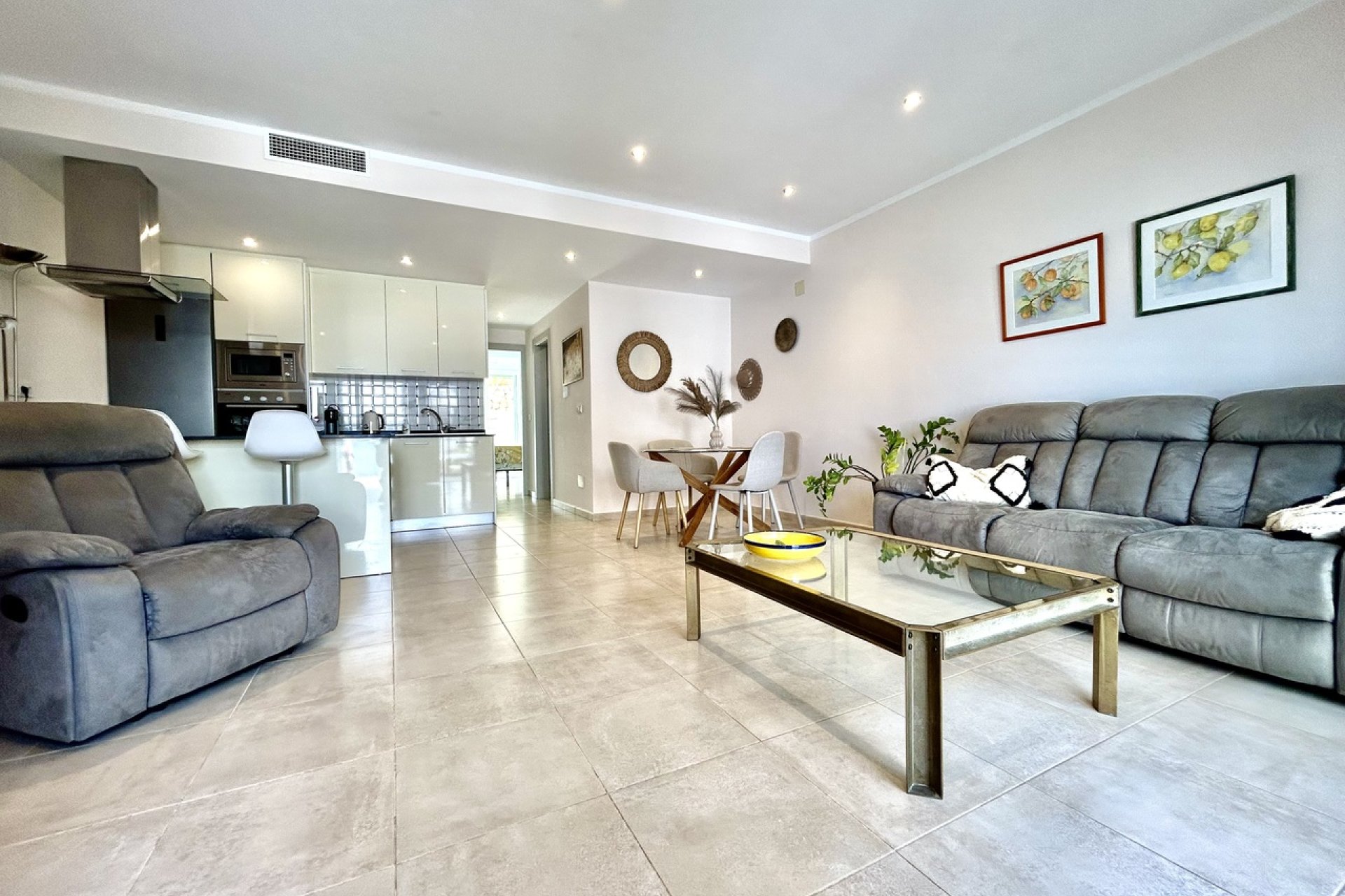 Reventa - Town House -
Ciudad Quesada - Costa Blanca