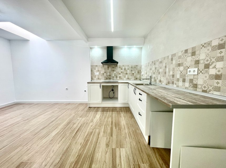 Reventa - Town House -
Daya Vieja - Costa Blanca