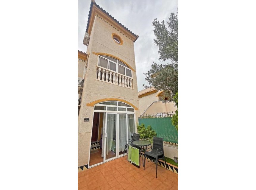 Reventa - Town House -
Guardamar del Segura - El Edén - Los Estaños