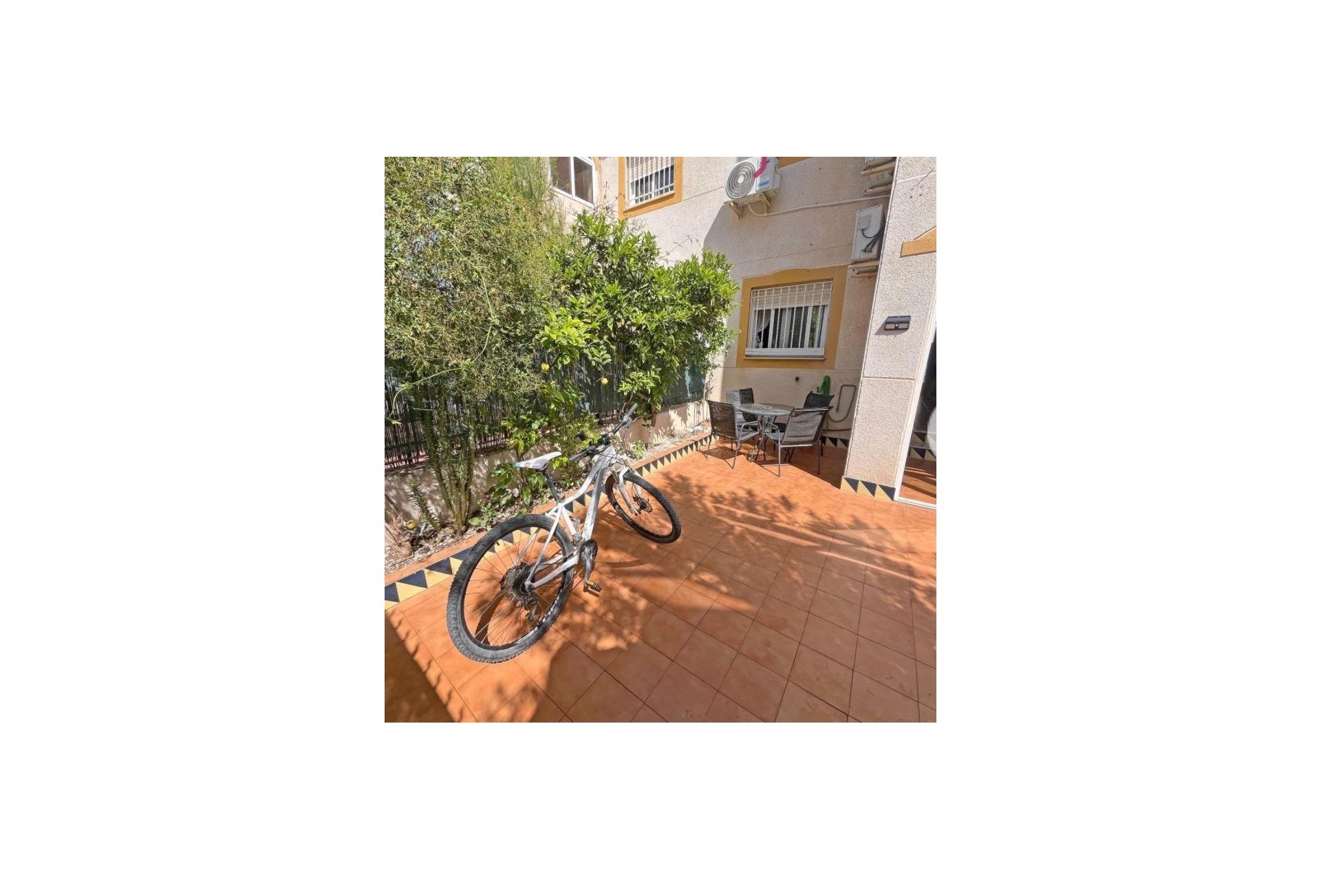 Reventa - Town House -
Guardamar del Segura - El Edén - Los Estaños