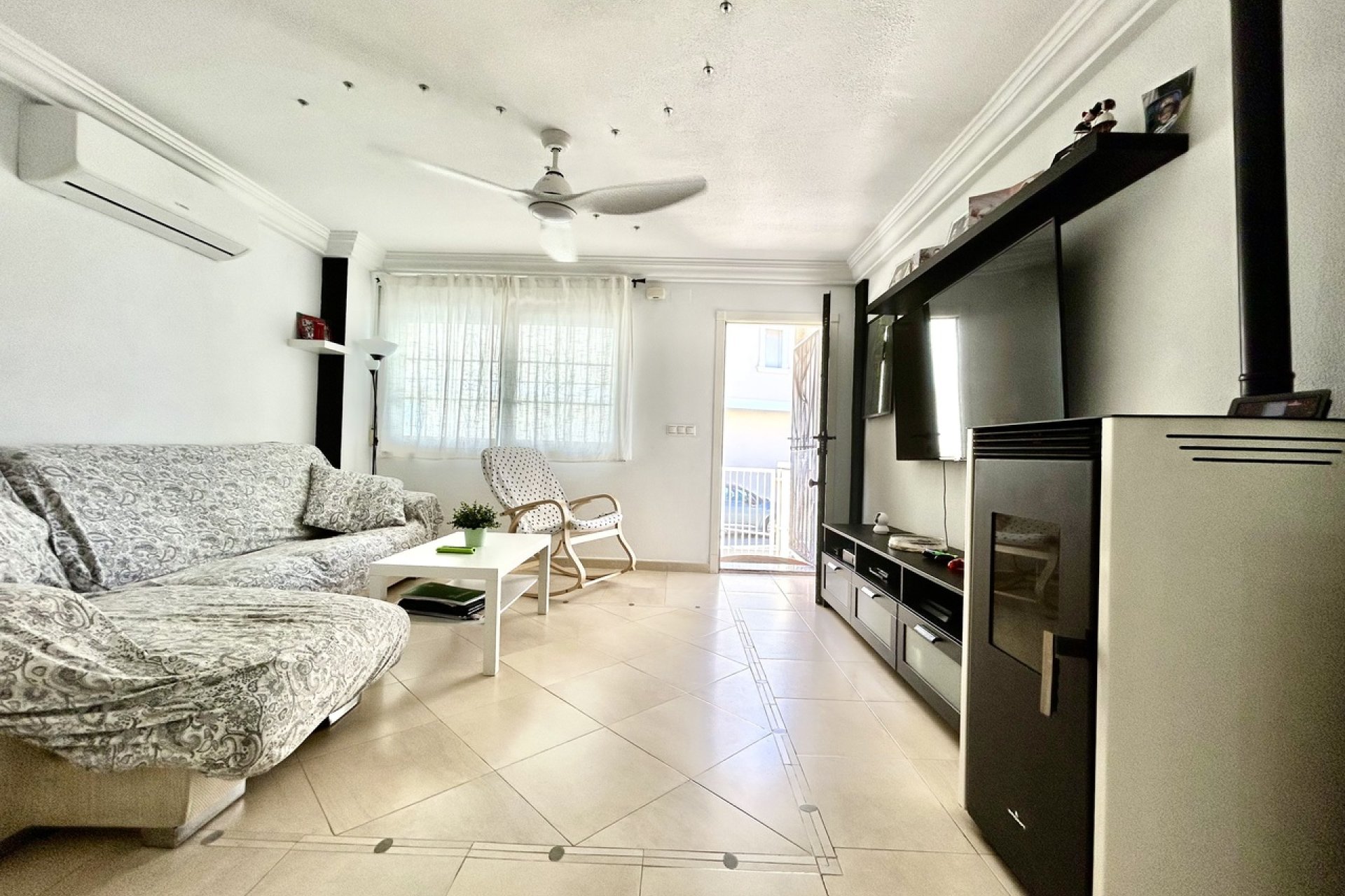 Reventa - Town House -
Heredades - Costa Blanca