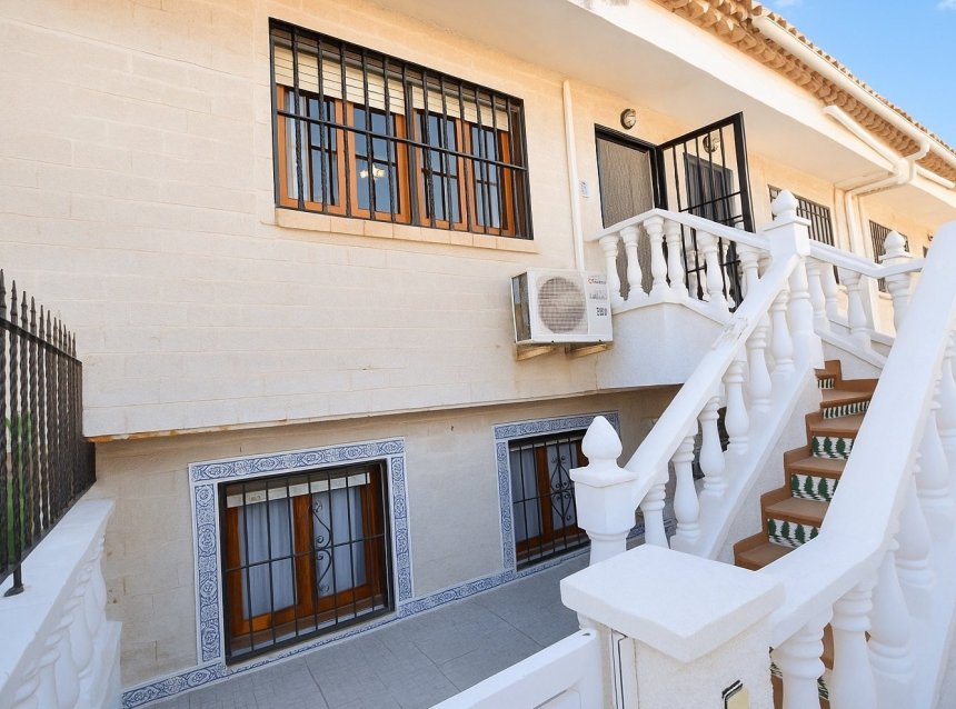Reventa - Town House -
La Mata - Costa Blanca