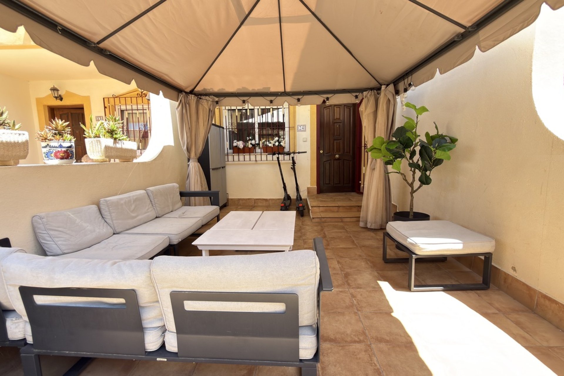 Reventa - Town House -
La Zenia - Costa Blanca