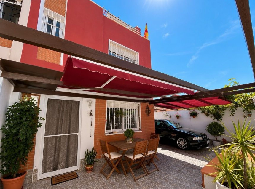 Reventa - Town House -
Los Altos - Costa Blanca