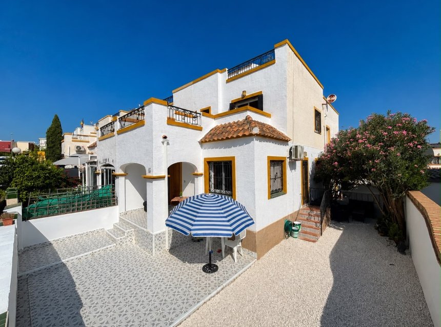 Reventa - Town House -
Los Altos - Costa Blanca