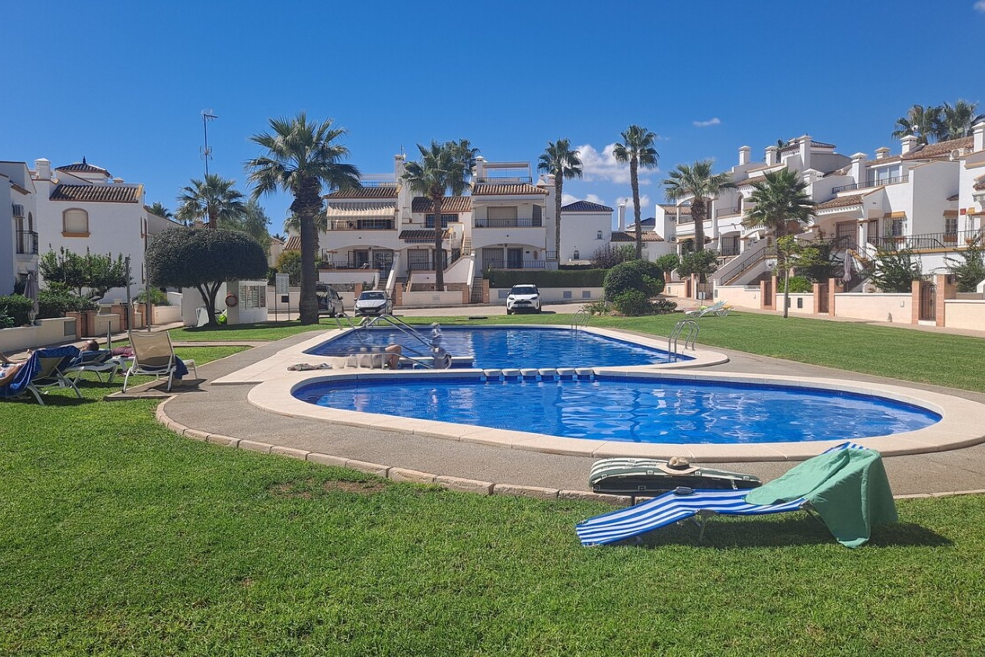 Reventa - Town House -
Los Dolses - Inland