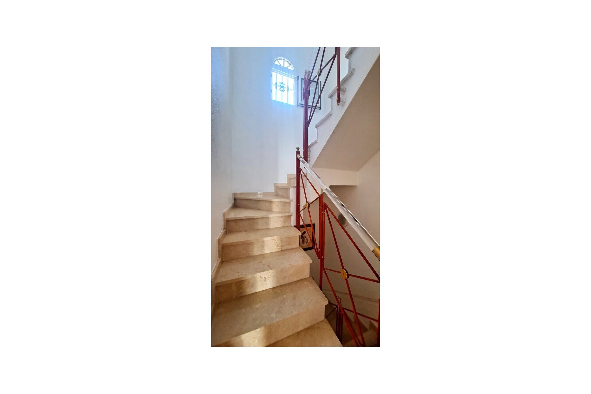 Reventa - Town House -
Los Dolses - Inland