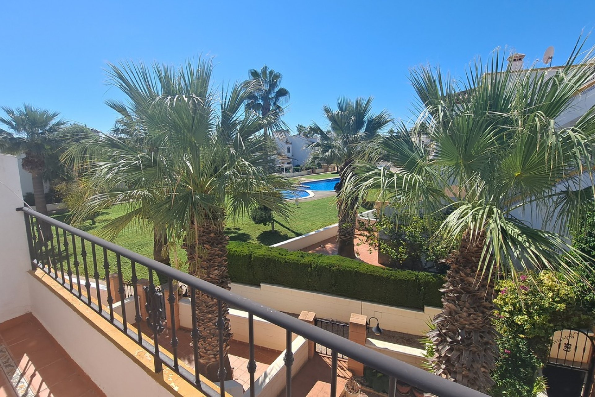 Reventa - Town House -
Los Dolses - Inland