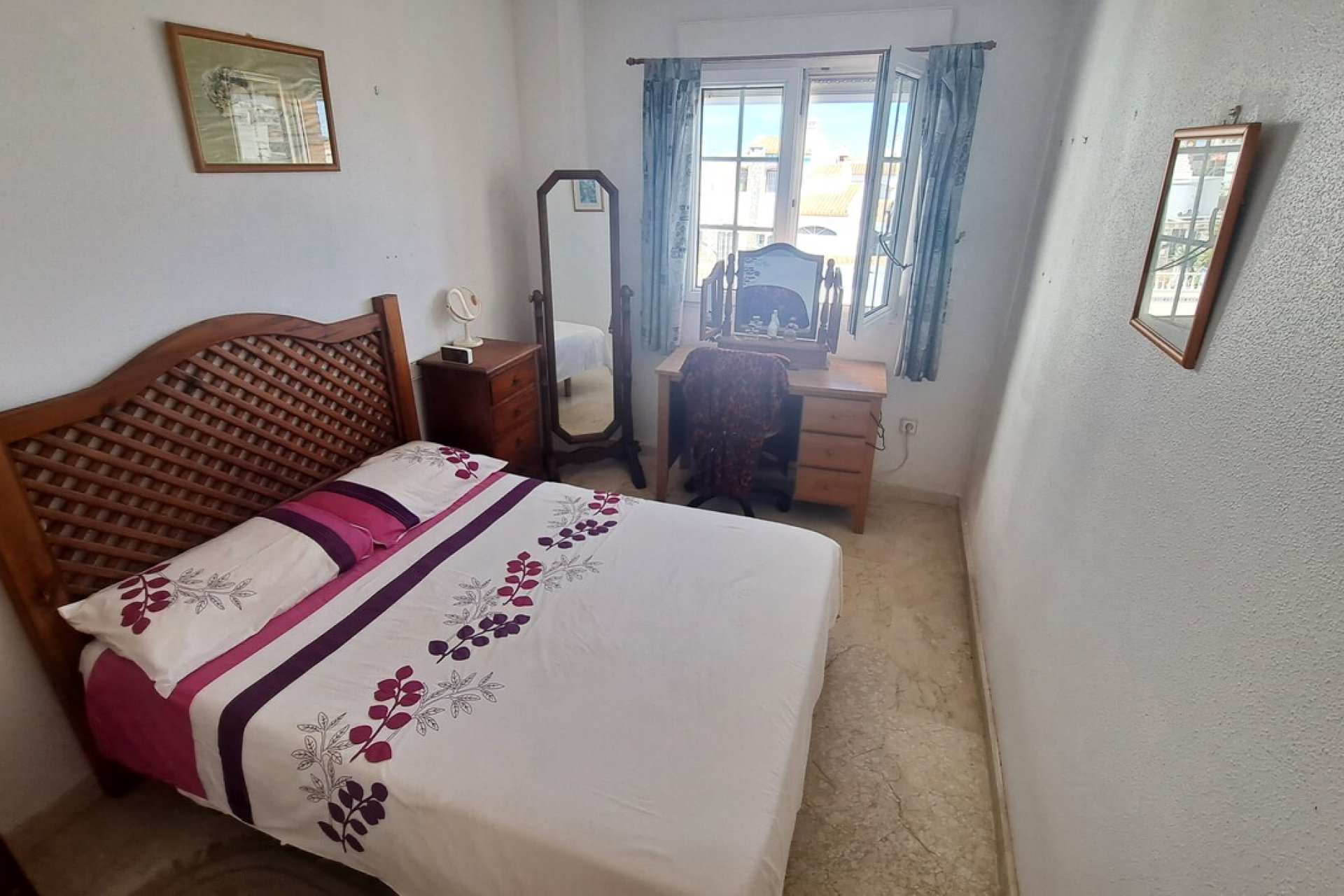 Reventa - Town House -
Los Dolses - Inland