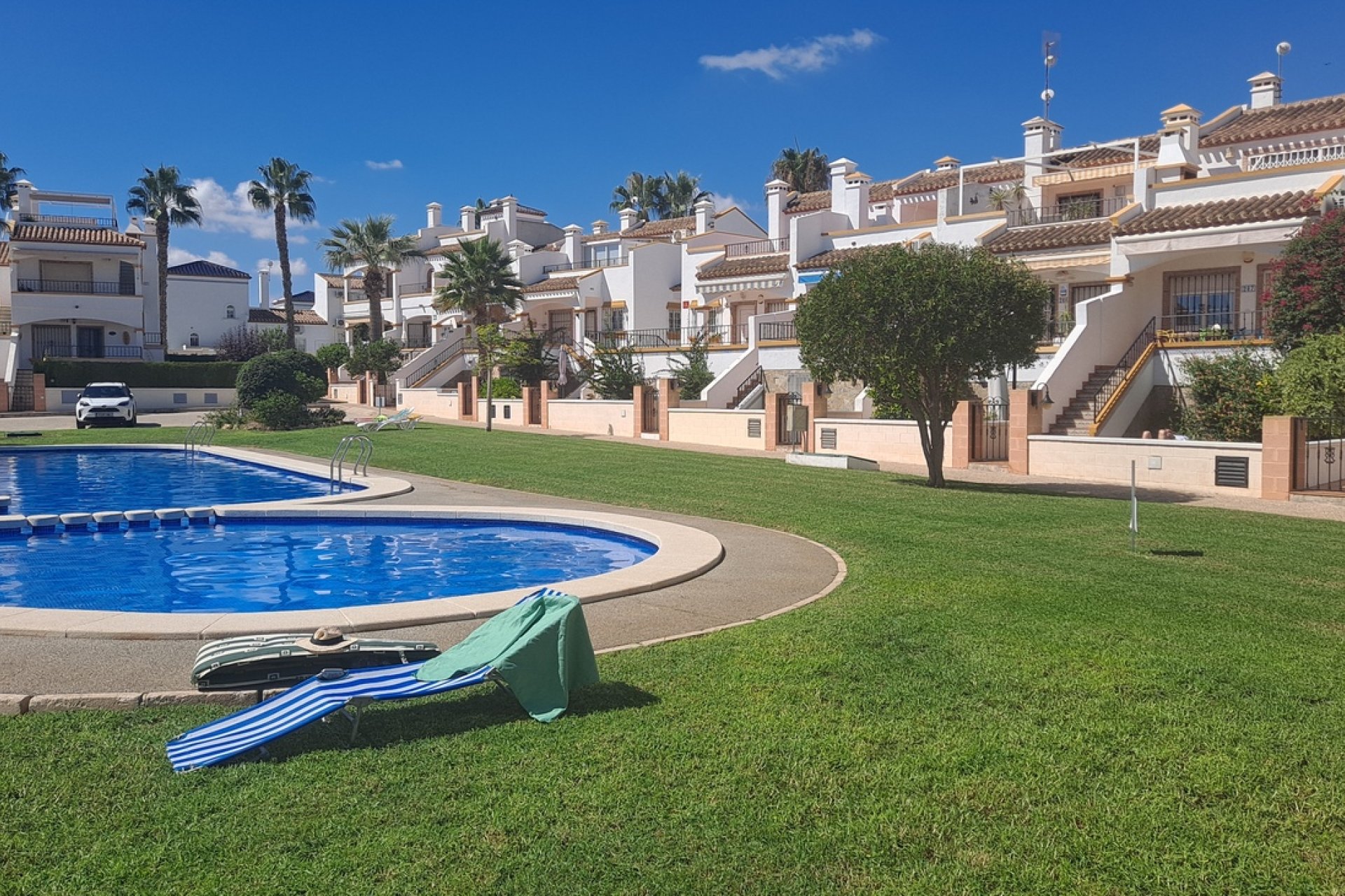 Reventa - Town House -
Los Dolses - Inland