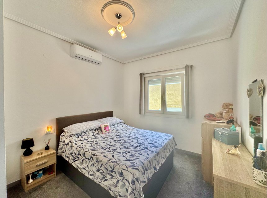 Reventa - Town House -
Orihuela Costa - La Florida