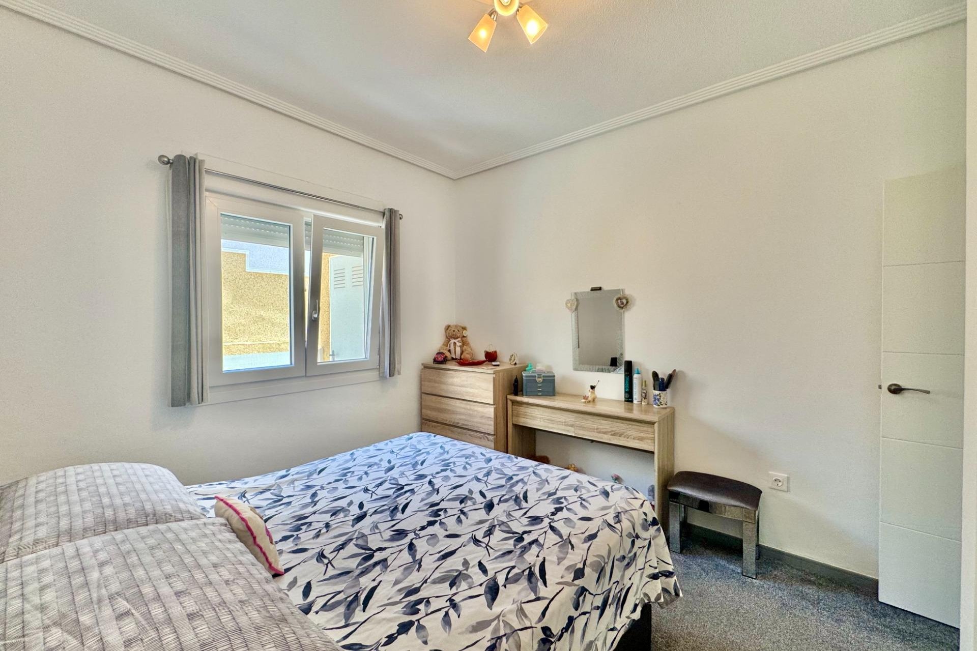 Reventa - Town House -
Orihuela Costa - La Florida