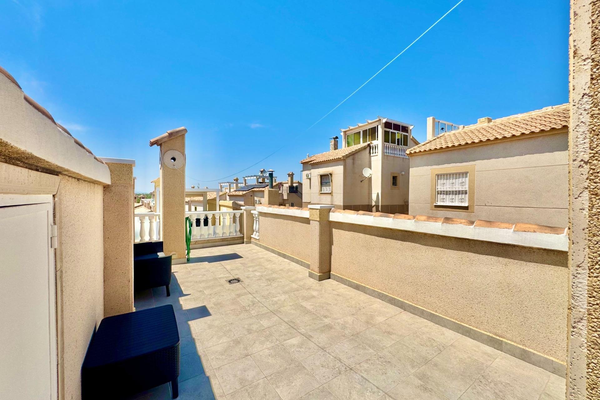 Reventa - Town House -
Orihuela Costa - La Florida