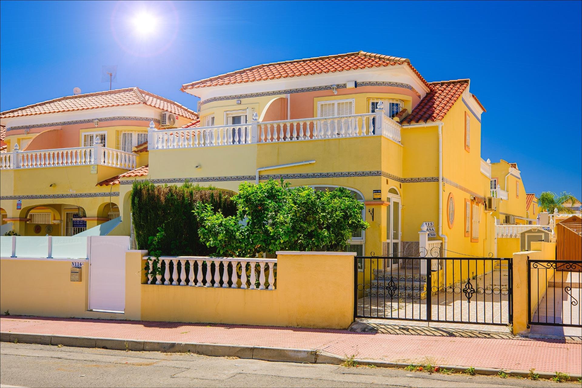 Reventa - Town House -
Orihuela Costa - Las Filipinas