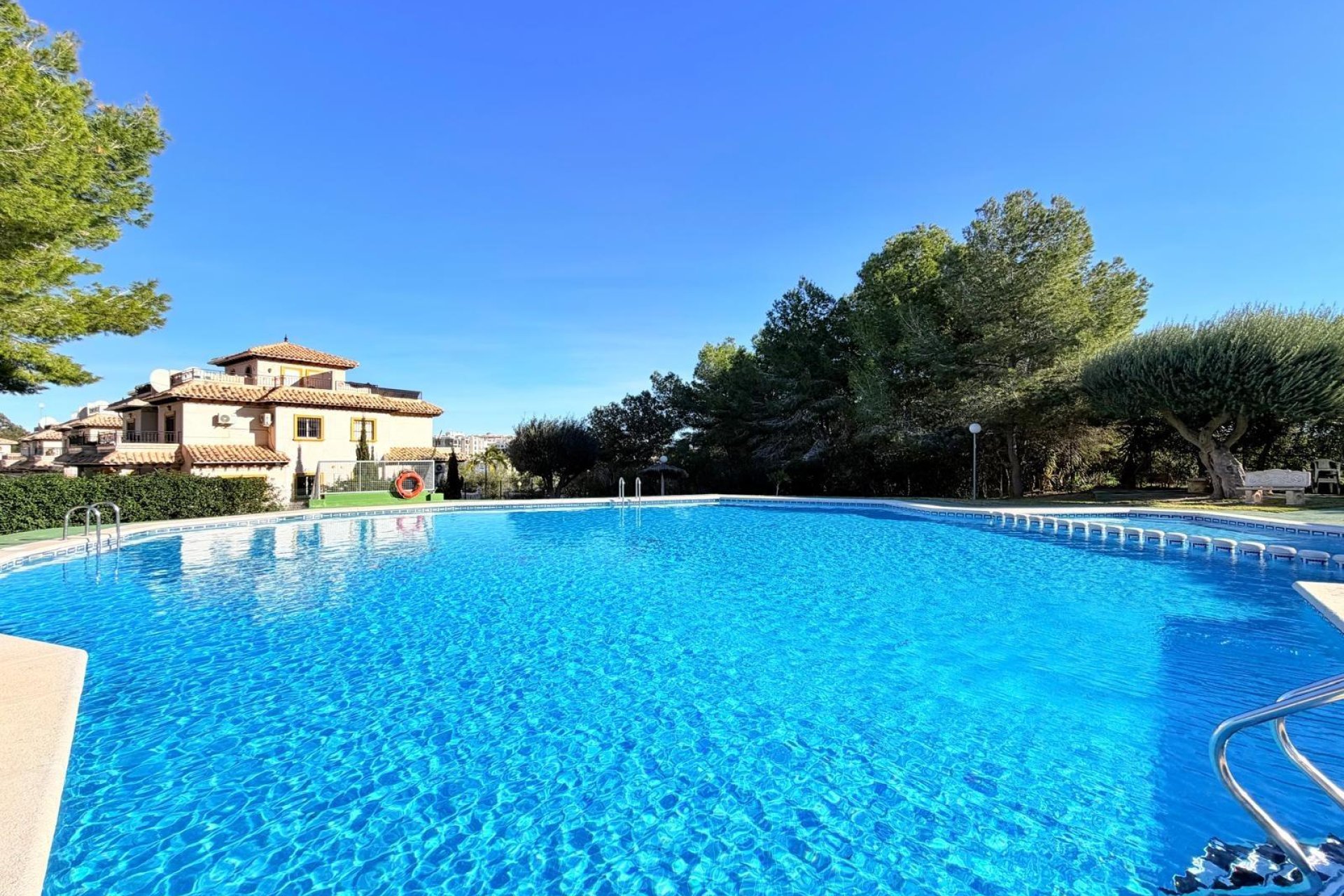 Reventa - Town House -
Orihuela Costa - Las Filipinas